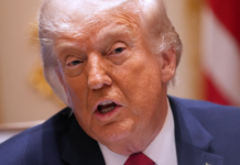 Trump diz que não retirará sanções do Irã em troca da entrega de urânio