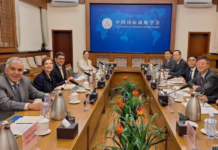 O que a cúpula do Superior Tribunal Militar do Brasil foi fazer na China?