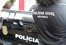 Operação em SP investiga ONG da produtora do filme sobre Bolsonaro