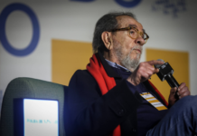 Fernando Morais diz na Feira do Livro que biografou um Lula de carne e osso