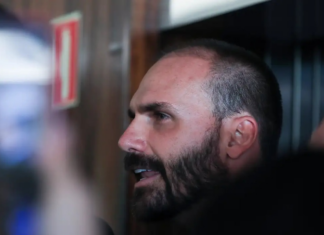 STF tem maioria para condenar Eduardo Bolsonaro por ameaças a ministros e tentativa de blindar o pai
