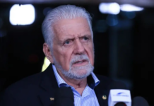 Investigação sobre Jaques Wagner aproxima caso Master do governo Lula, diz imprensa internacional