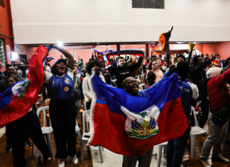 Desapontados com derrota, haitianos declaram torcida para o Brasil; exceto um