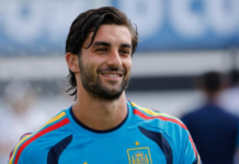 Herói da Espanha na final da Copa é católico e diz que Deus lhe deu forças