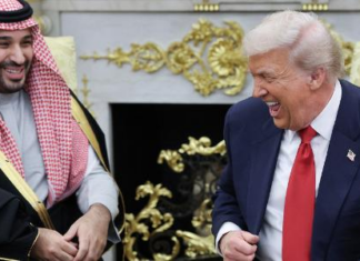Trump aprova acordo nuclear com Arábia Saudita para enriquecer urânio