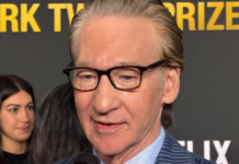 Por que Bill Maher, democrata de longa data, cogita votar em um candidato republicano