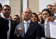 Flávio Bolsonaro enviará nova regra fiscal ao Congresso, mas só explicará depois, diz coordenador