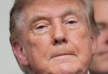Desaprovação de Trump bate recorde e chega a 65%, aponta pesquisa