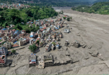 Sobrevoo mostra devastação após enchente sem precedentes entre Nepal e Tibete; veja VÍDEO