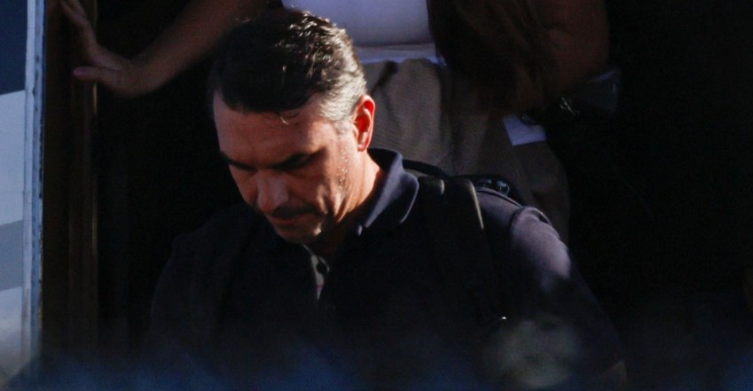 O que pode acontecer com Flávio Bolsonaro nos EUA se democratas derrotarem Trump no Congresso?